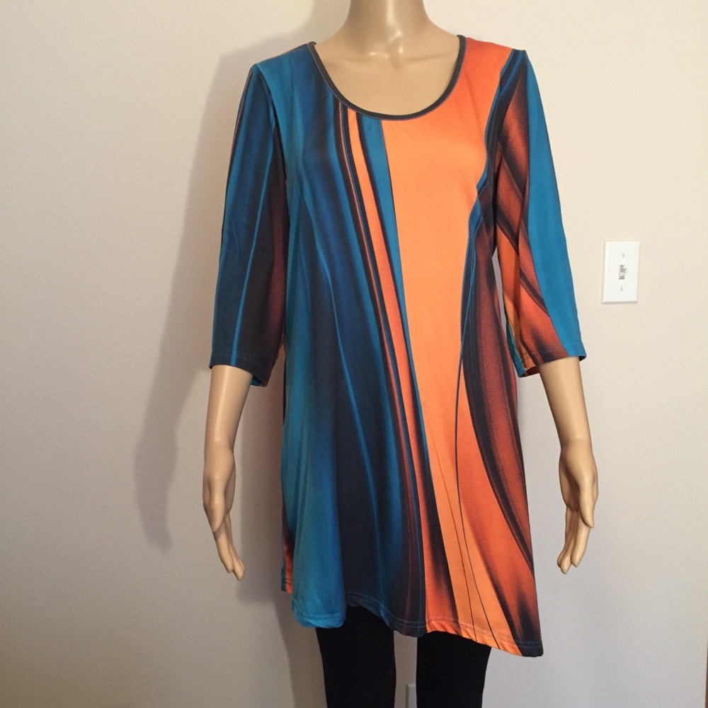 Azalea by Firmiana 3/4 Sleeves Tunic Top